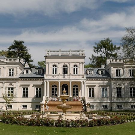 Palac Chojnata Wola Chojnata エクステリア 写真