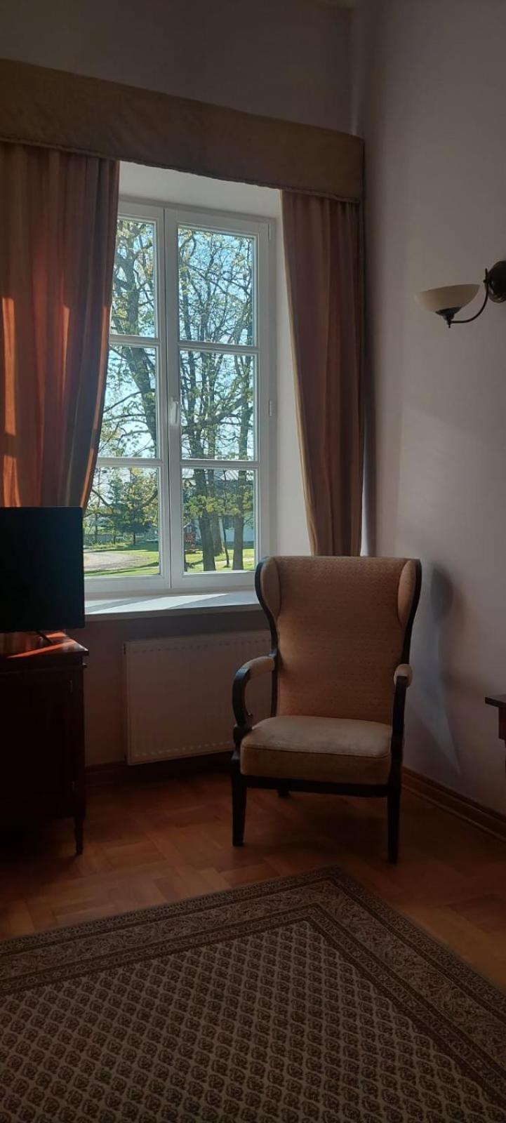 Palac Chojnata Wola Chojnata エクステリア 写真